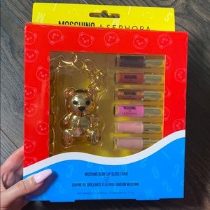 Moschino x Sephora lip set